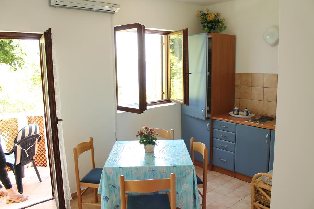Apartments Andrea Baška Εξωτερικό φωτογραφία