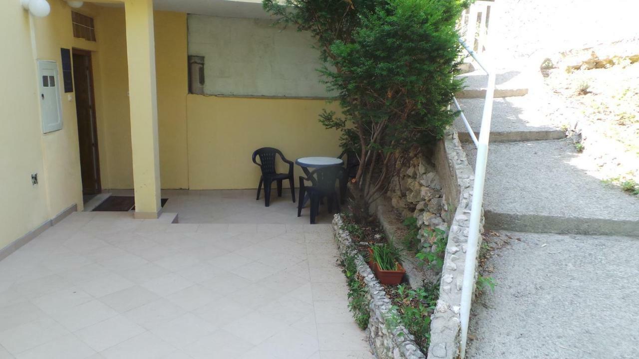 Apartments Andrea Baška Εξωτερικό φωτογραφία